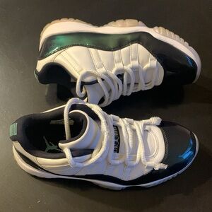 Air Jordan 11 Lows “Emerald”